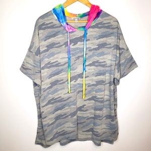 White Burch‎ Women’s Desert Green Camo With Tie Dye Rainbow Hooded Top Size 2X